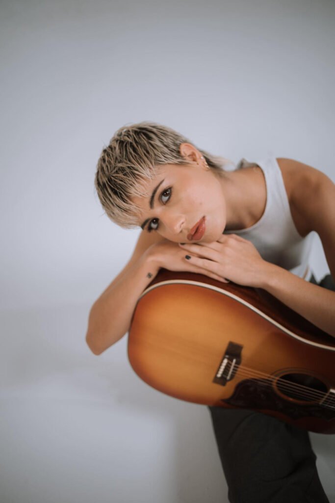 IMG_7503-683x1024 Artistas